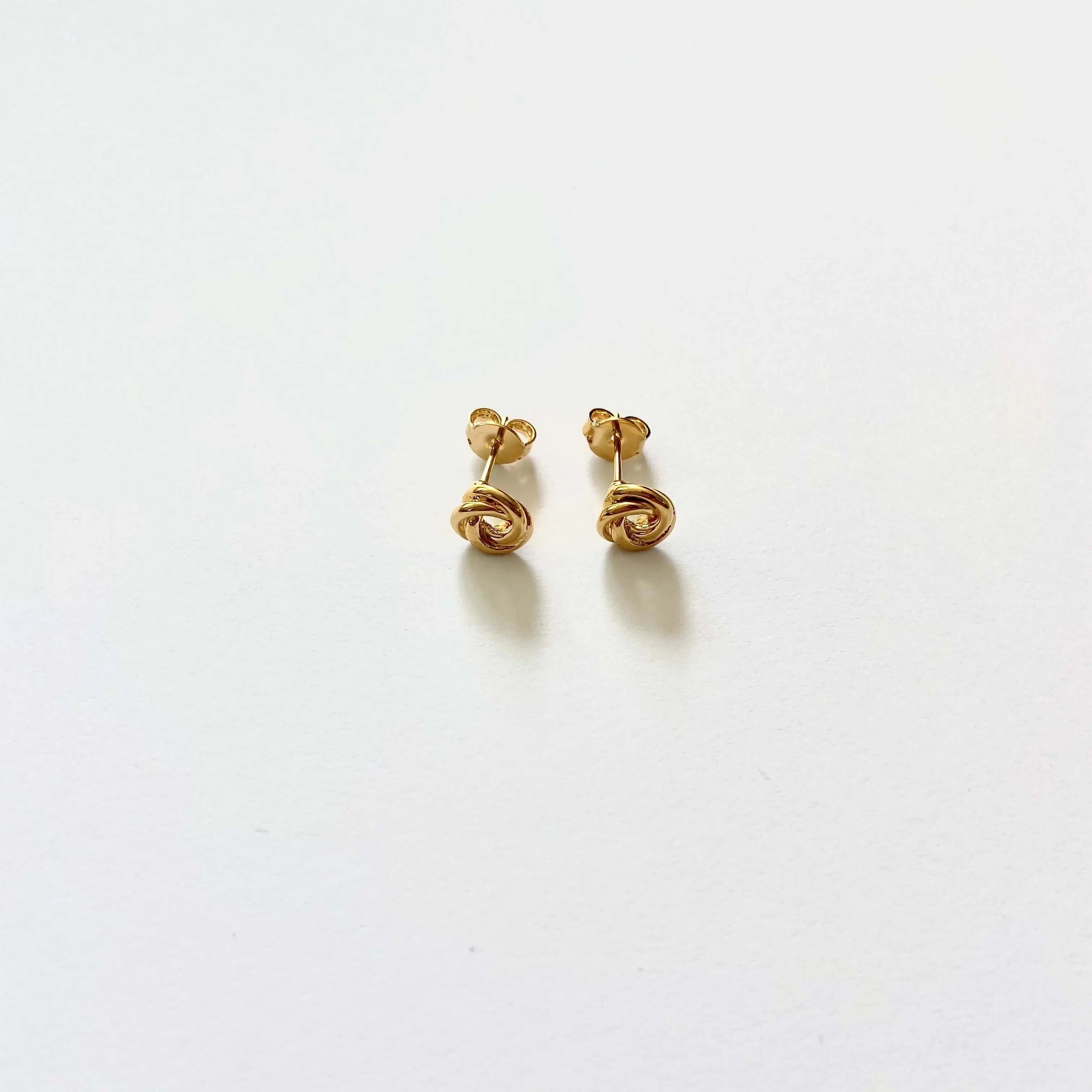 Aretes Aros Entrelazados Aretes Gold Muun Jewelry