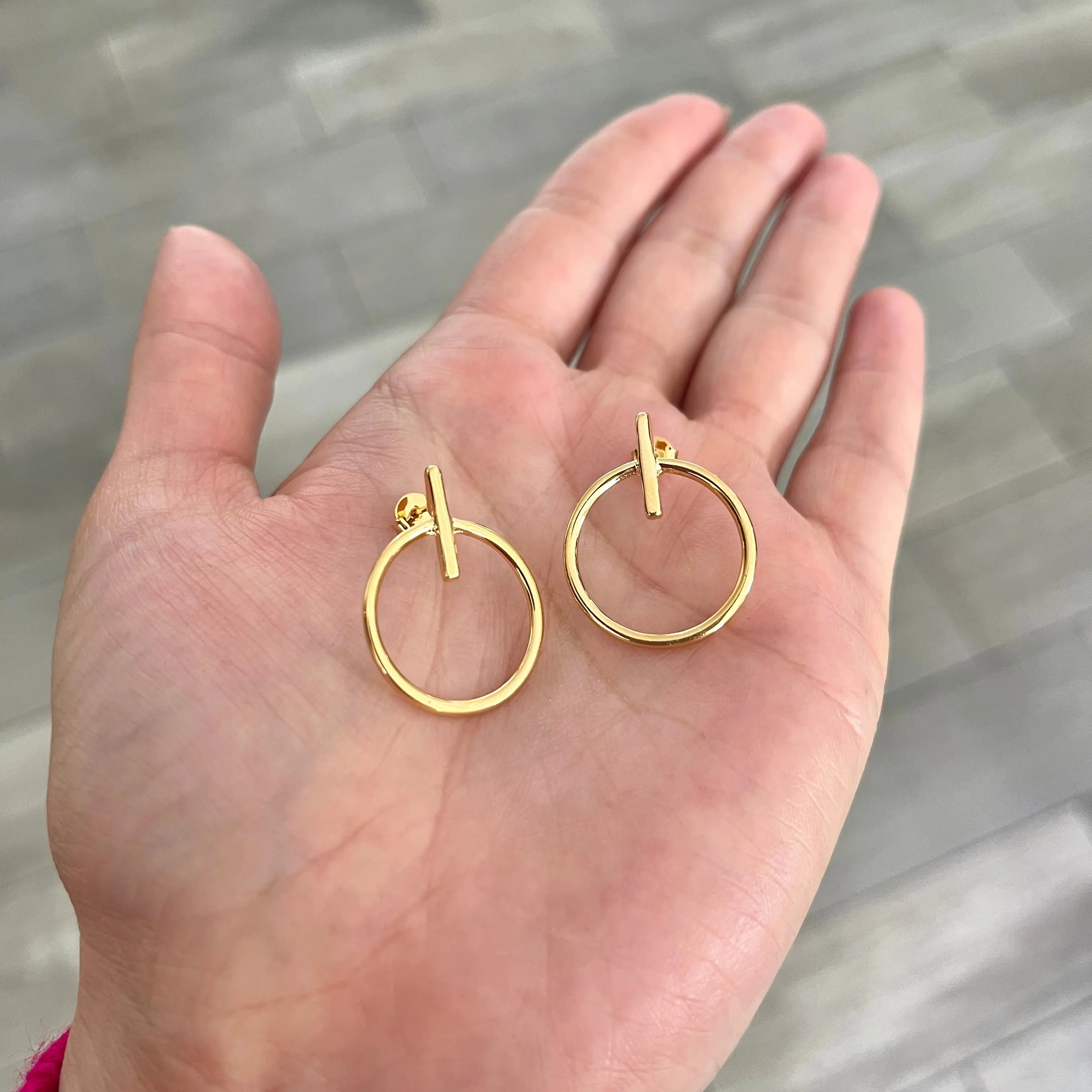 Aretes Círculo Barra Aretes Gold Muun Jewelry