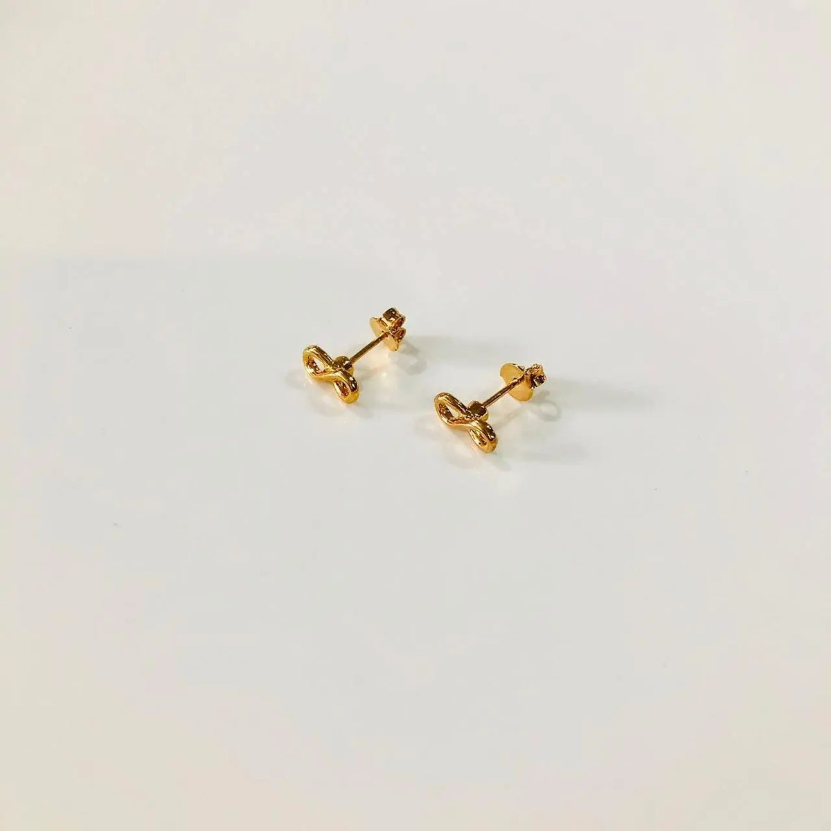 Aretes Infinito Mini Aretes Gold Muun Jewelry
