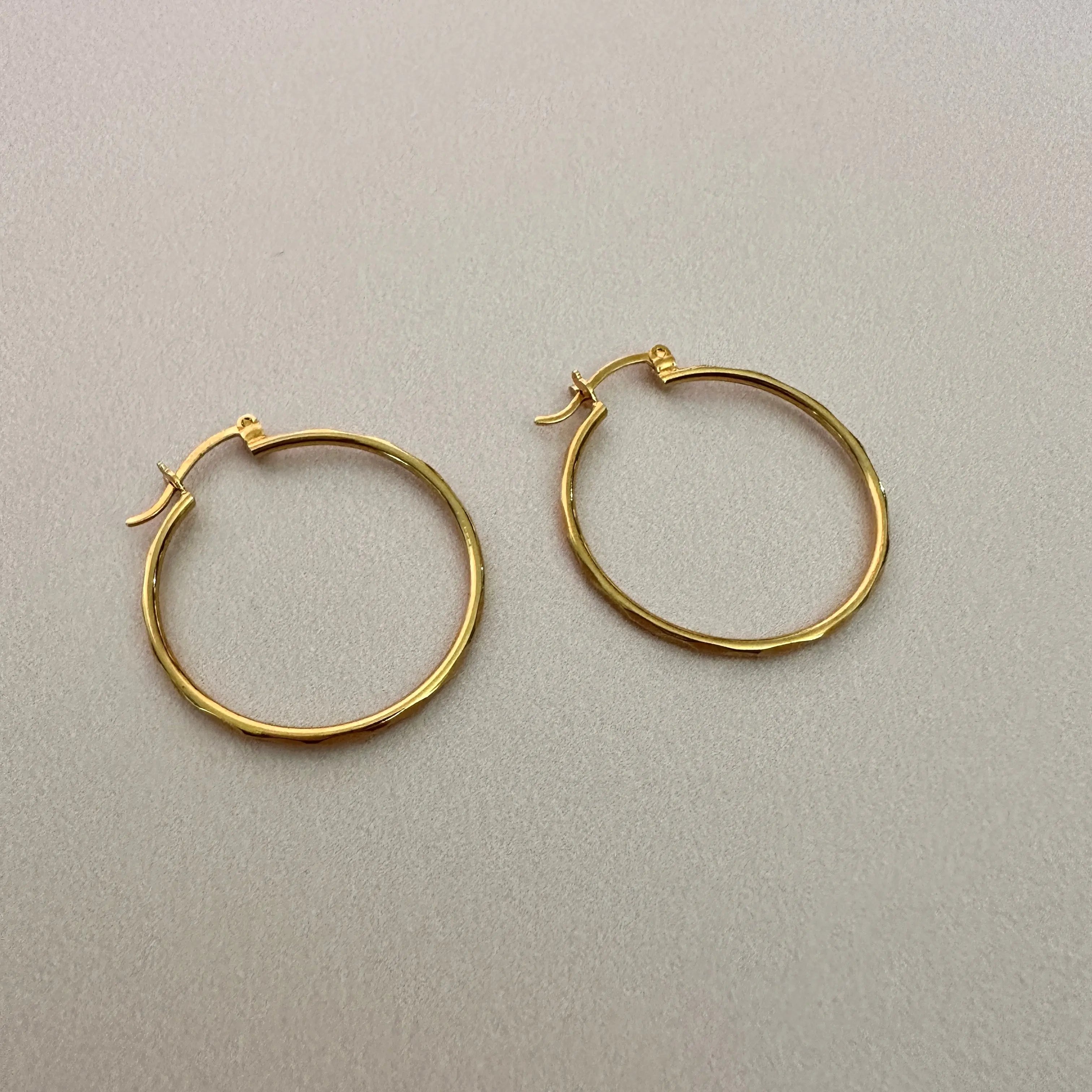 Arracadas Sencillas Grande Muun Jewelry
