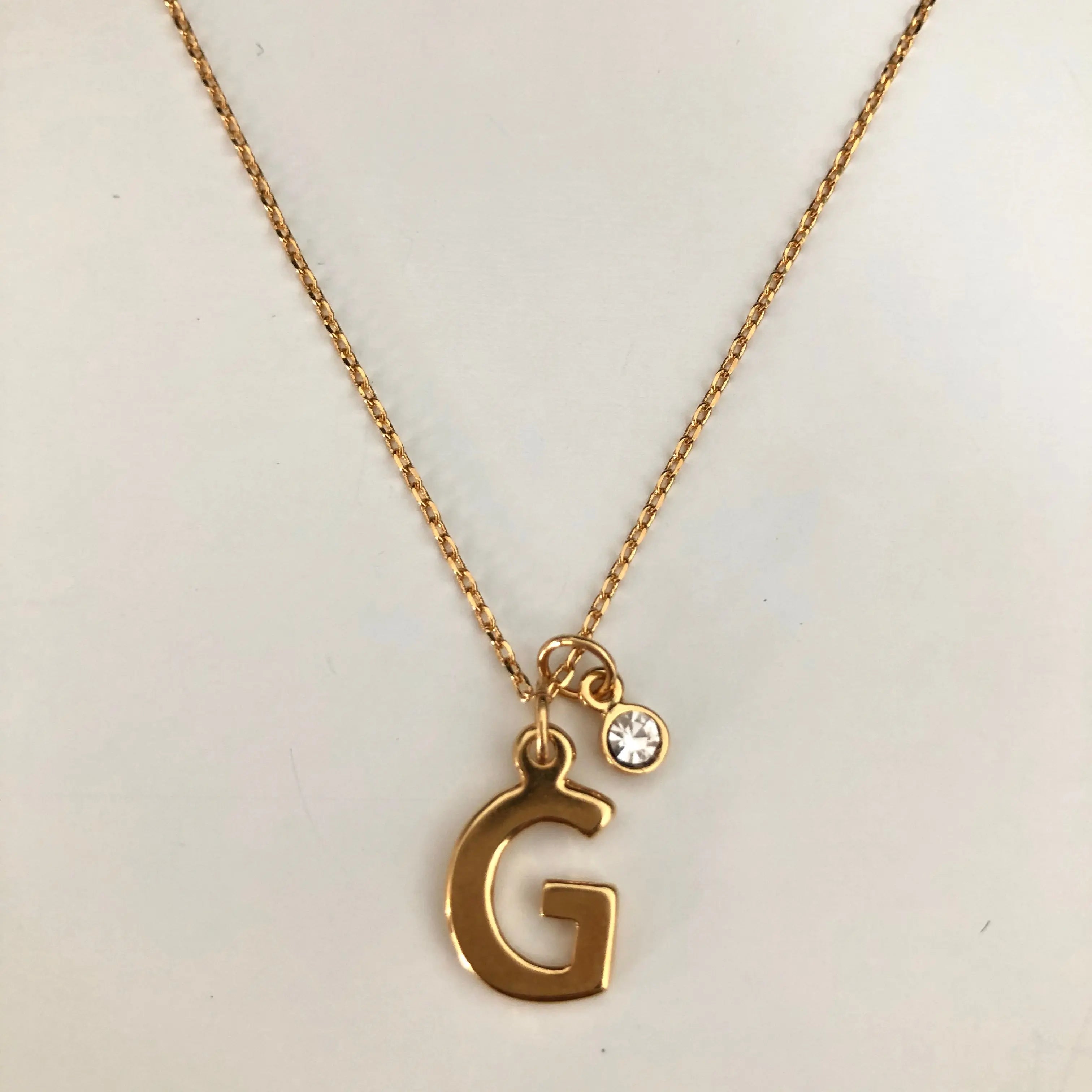 Collar Inicial Mediana Collares Gold Muun Jewelry