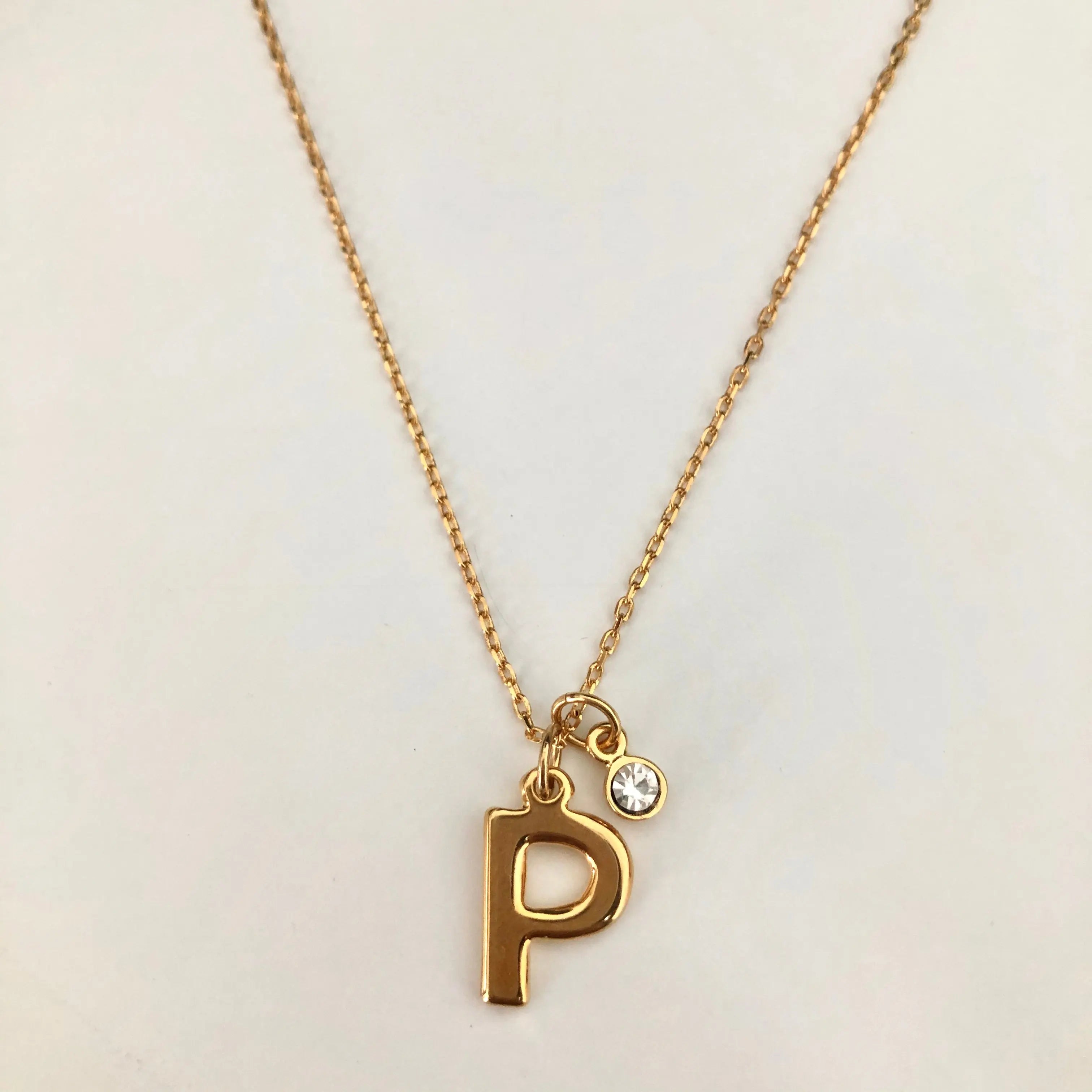 Collar Inicial Mediana Collares Gold Muun Jewelry