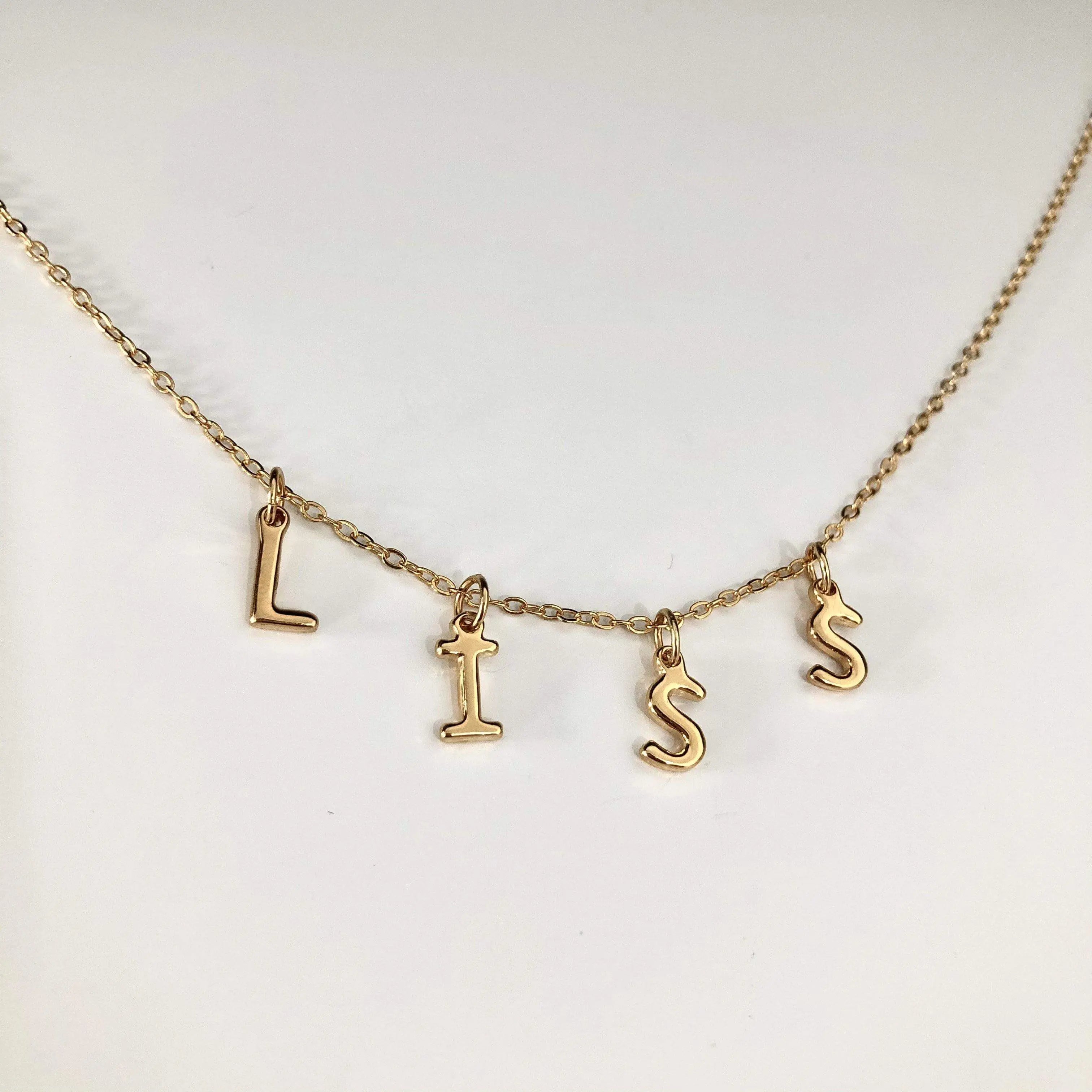 Collar Nombres de 3 a 6 letras Nombres Personalizados Muun Jewelry