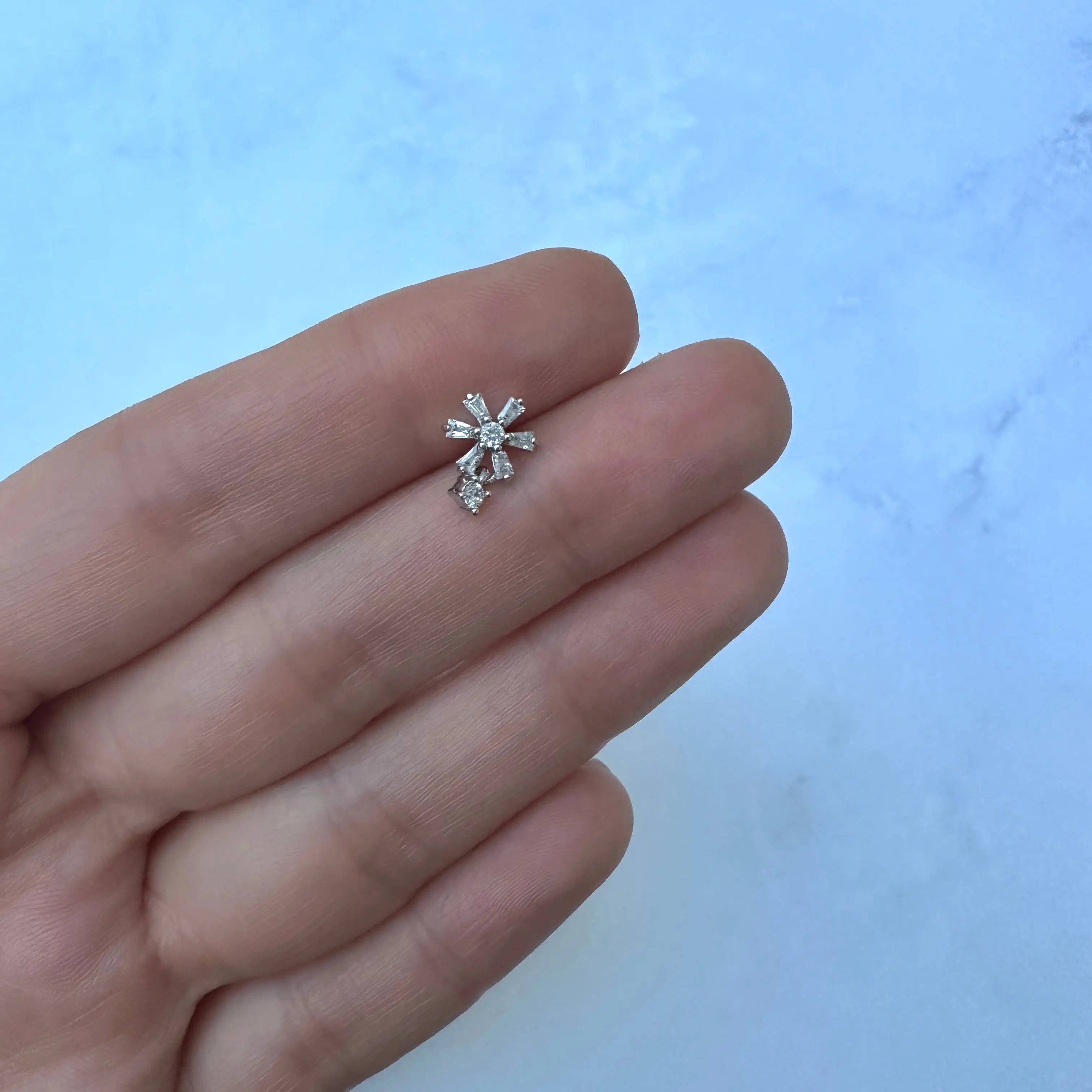 Piercing Acero Flor colgante plateado Muun Jewelry