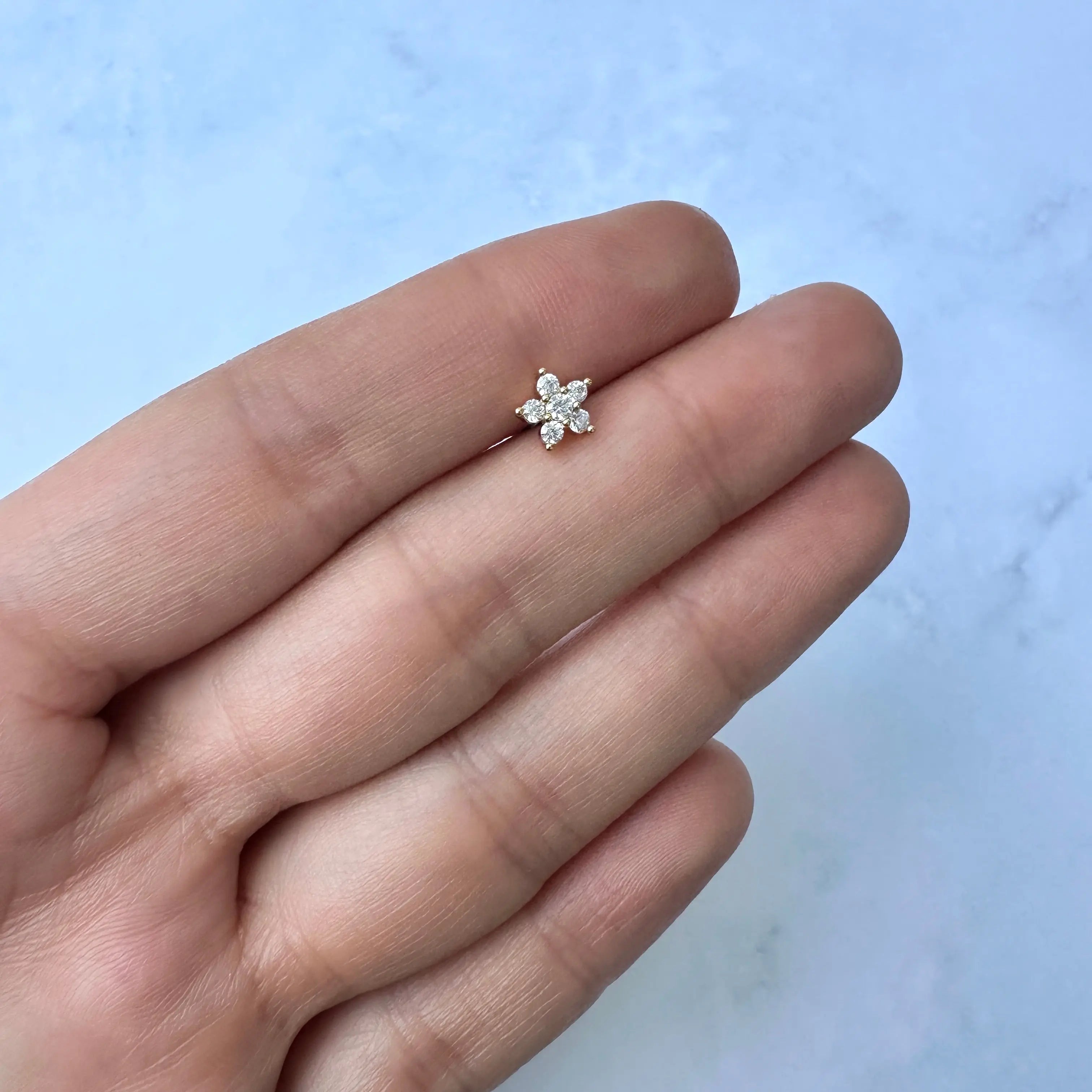 Piercing Acero Flor dorado Muun Jewelry