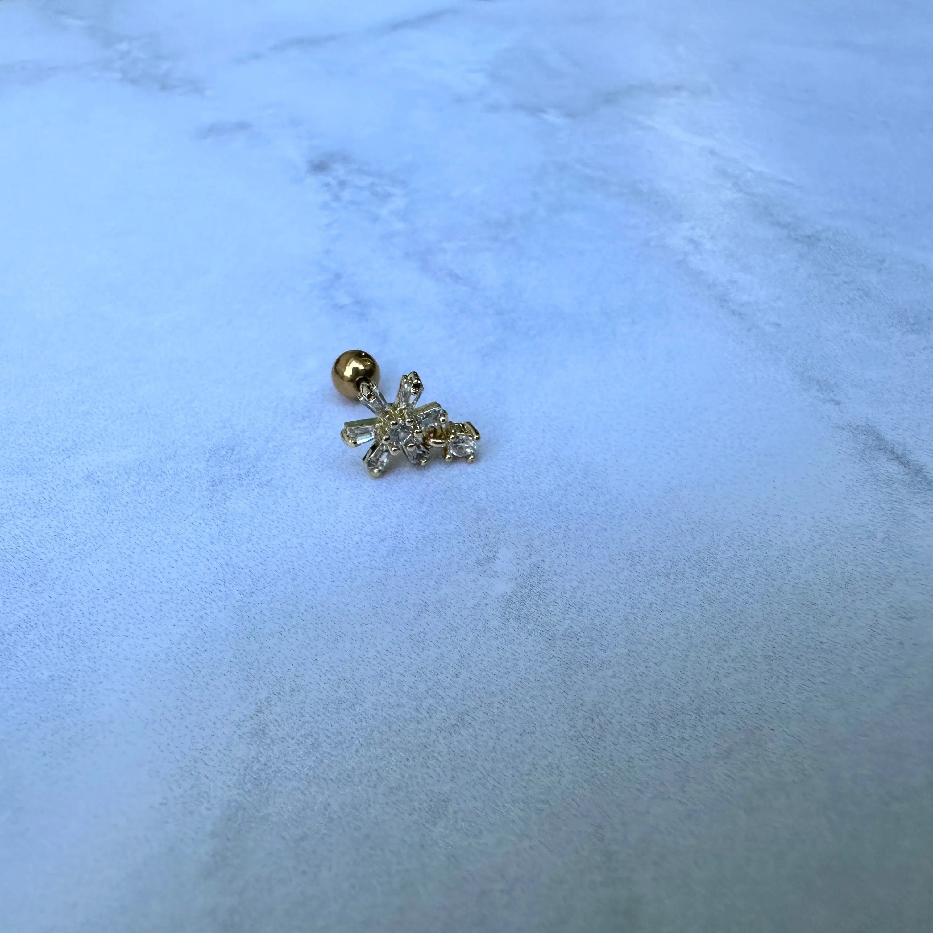 Piercing Acero Flor zirconia dorado Muun Jewelry