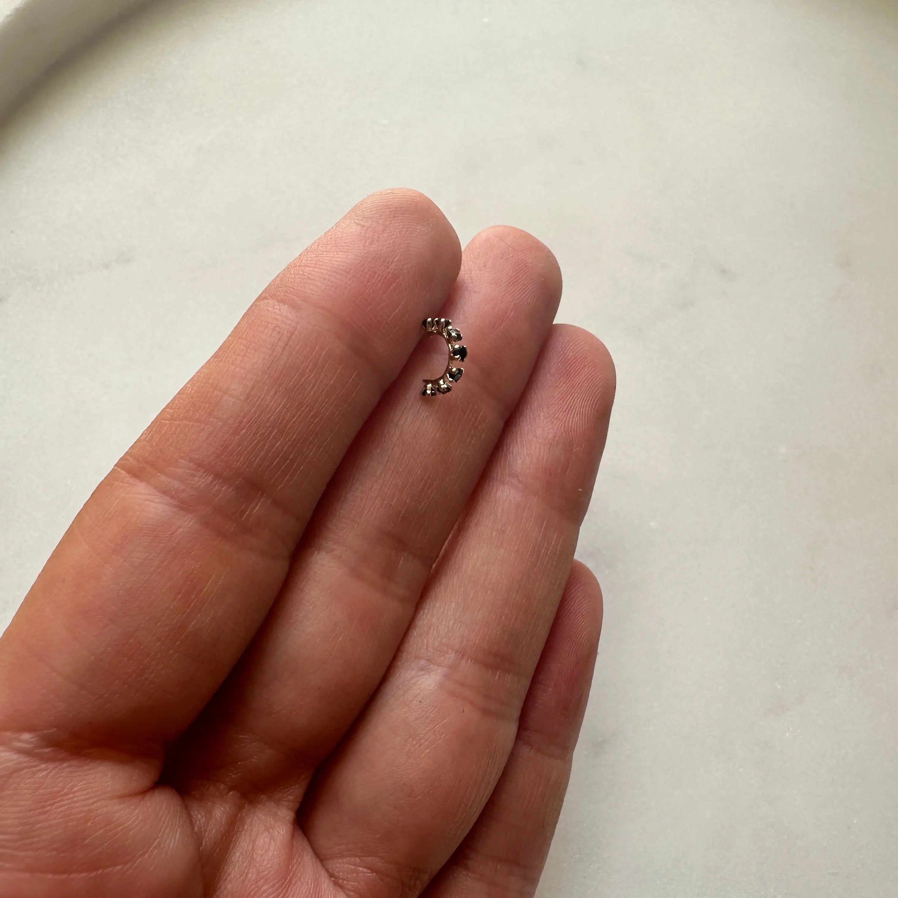 Piercing Arracada Negra Muun Jewelry