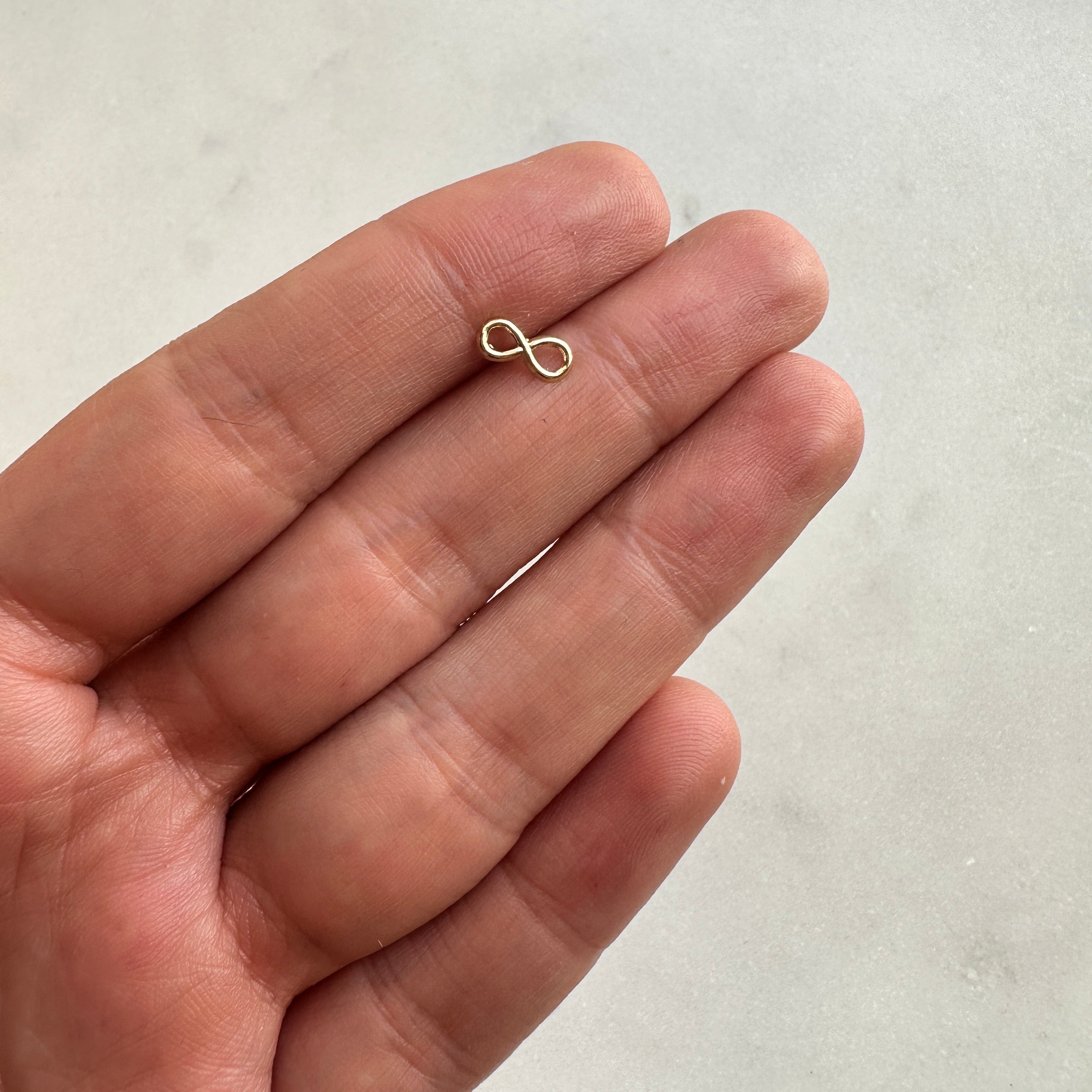Piercing Infinito
