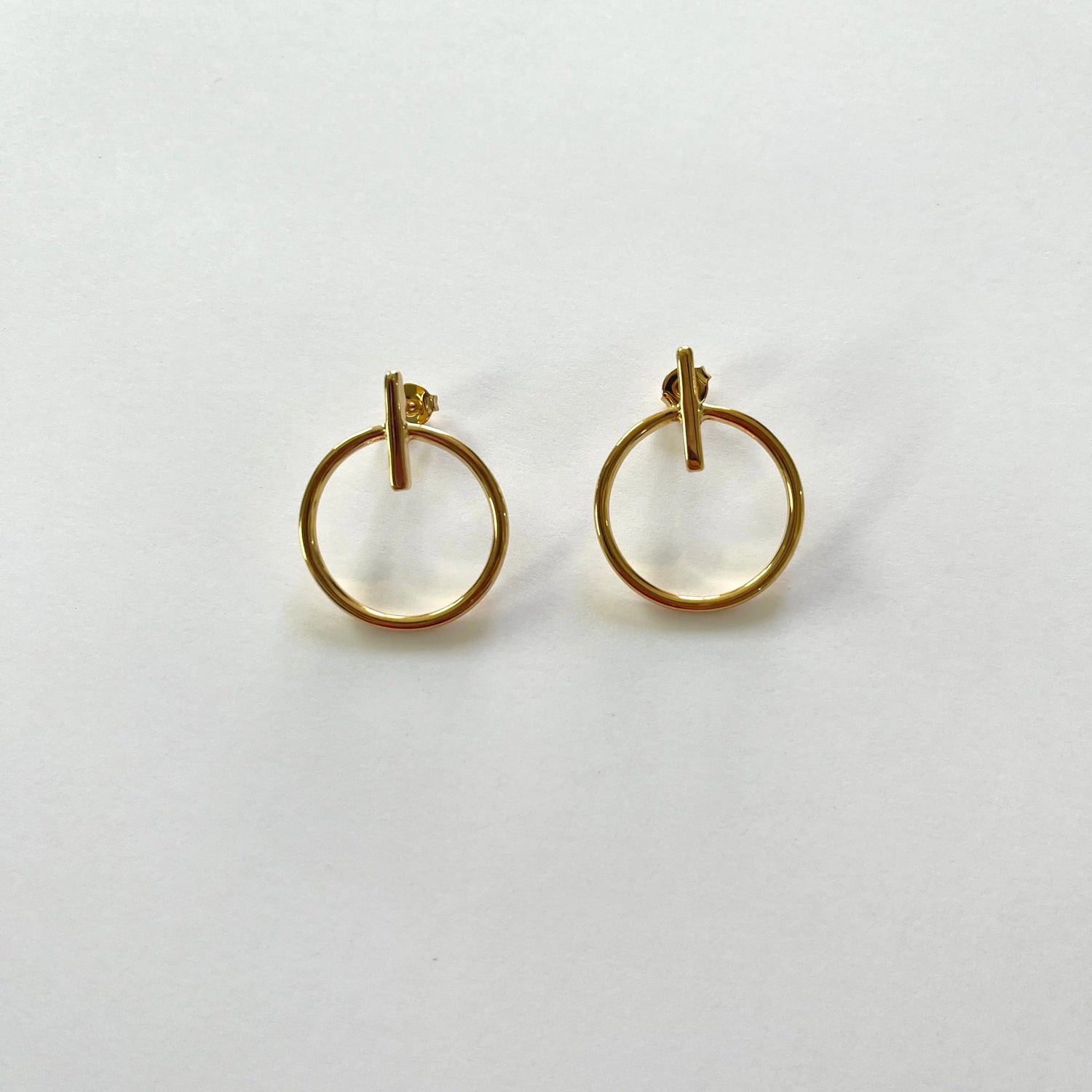 Aretes Círculo Barra Aretes Gold  Muun Jewelry