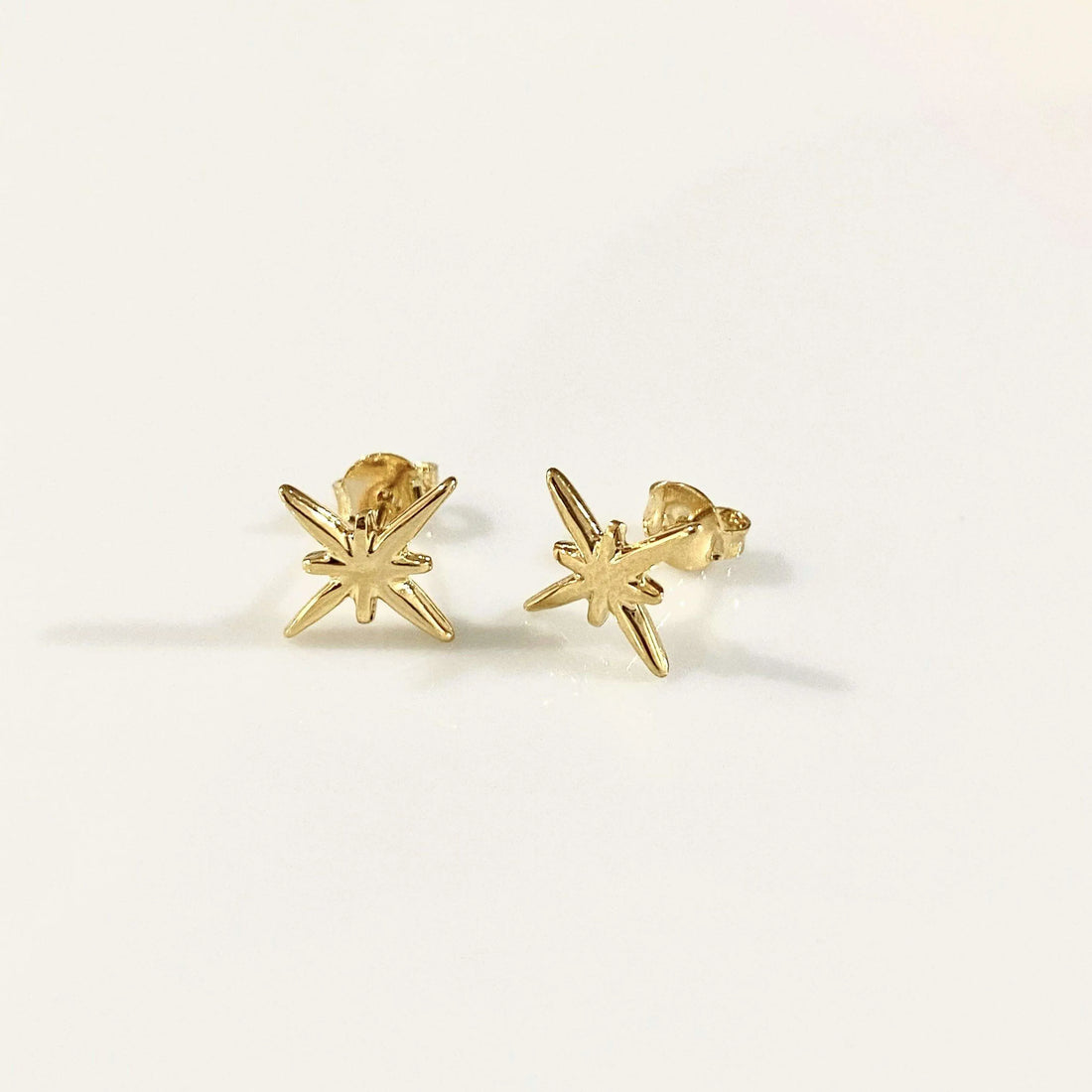 Aretes Estrella del Norte Aretes Gold  Muun Jewelry