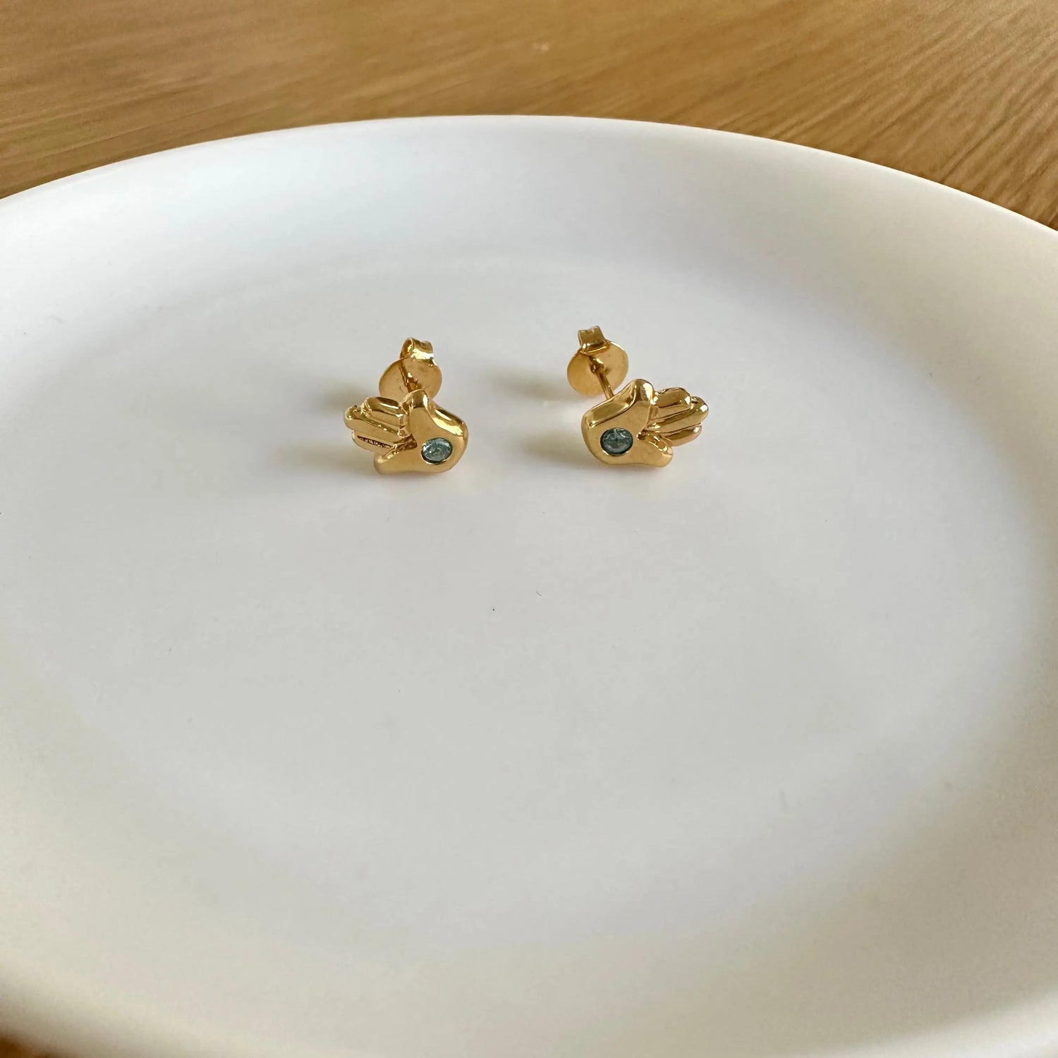 Aretes Mano de Fátima Aretes Gold  Muun Jewelry