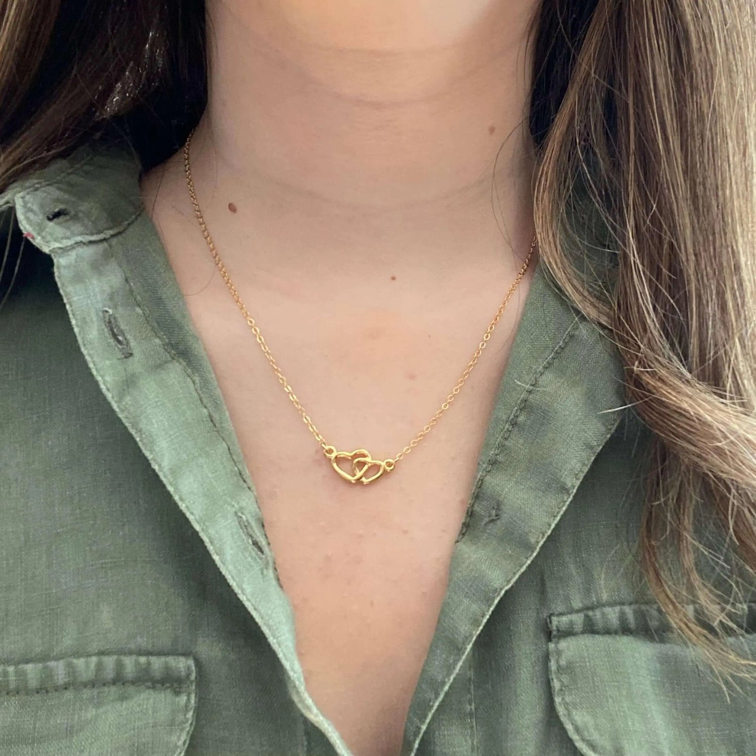 Collar Love Corazones entrelazados Collares Gold  Muun Jewelry
